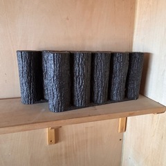 擬木　プラスチック製2点　ガーデニング用品の画像