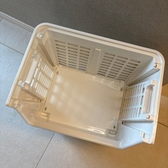 収納　カゴ　バスケット　３段　ホワイトの画像