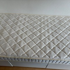 シングルベッドフレームの画像