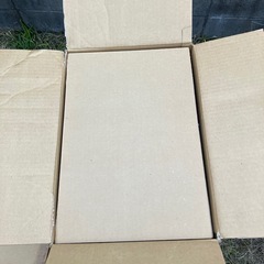 カット段ボール大量の画像