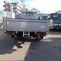 カスタム　2トン平ボディーオートマ 251229の画像