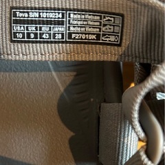 Teva サンダル　メンズ　グレー　ほぼ未使用の画像