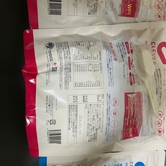 CLEVER ホエイプロテイン 計2220g ミックスベリー、ヨーグルト味の画像