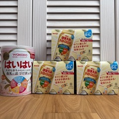 はいはい 粉ミルク＆ ほほえみ　らくらくミルクの画像