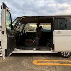 Bluetoothナビ付き☆走行10万キロ台☆☆月々9千円〜分割可❗️車検2年付き！【名義変更代込み】広い車内！大人気‼️ダイハツ タントカスタム☆Bluetoothナビ付き☆走行中DVD見れます☆純正アルミ☆電動スライドドア☆ドライブレコーダー☆そのまま乗って帰れます！の画像