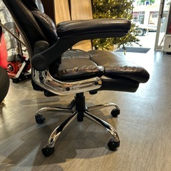 【オフィスチェア】【ロッキングチェア】クリーニング済み【管理番号1220】五の画像