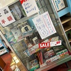 ガラスショーケースの画像