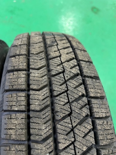 155/65R14 2024年製造 バリ溝 VRX2 スズキ、ダイハツ用ホイール付き 4