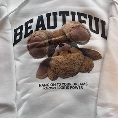 裏起毛パーカー　熊プリントの画像