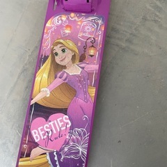 ラプンツェル　キックボードの画像