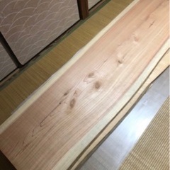 激安 一枚板 テーブル等に カット可能 近場配送無料です。の画像