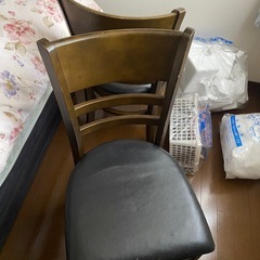 ダイニングチェアの画像