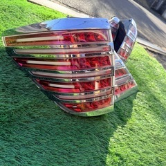 20ヴェルファイア 20アルファード　テールランプ社外の画像