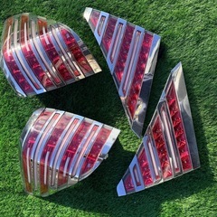 20ヴェルファイア 20アルファード　テールランプ社外の画像