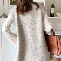 classicalELF クラシカルエルフ フェイクリングウール深Vネックベストの画像