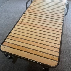 シングル折りたたみベッドの画像