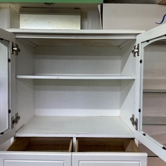 【格安】ガラスキャビネット　洋風　オシャレ　インテリアの画像