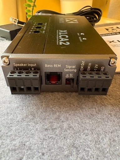 純正ナビでサブウーファー付けたい人必見！ノイズ出ないラインコンバーター NVX XLCA2