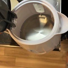 電気ケトルの画像
