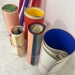 B全カラーケント紙、コート紙とチュールの画像