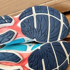 ミズノ　ウェーブライダー　23.5の画像