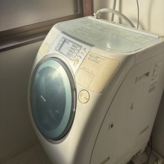 ドラム式洗濯機の画像