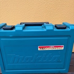 makitaマキタ　充電式インパクトドライバー12Vの画像