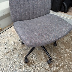 座面が大きめなイスの画像