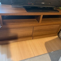 テレビ台の画像