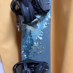 SALOMONスノーボードの画像