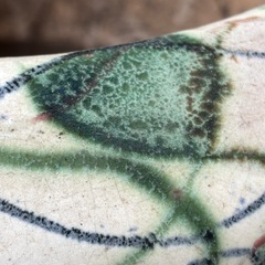 陶器の火鉢の画像