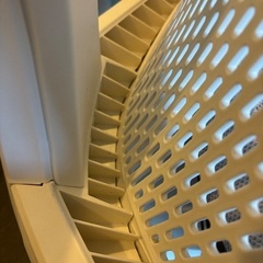 イトーキ サリダチェアコレクションYL6 ホワイトチェアの画像