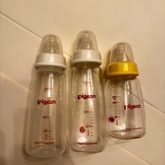 ミルクセット/ミルトン消毒/母乳瓶3つなどの画像