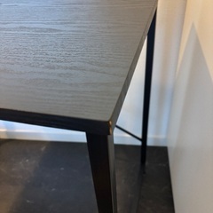 ニトリ ブラックデスクの画像