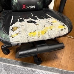 ゲーミングチェアの画像