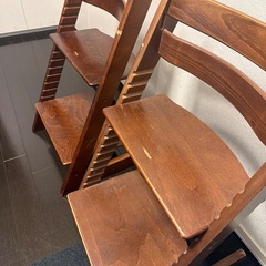 ストッケ　フリップフラップチェア　ブラウン2台セットの画像