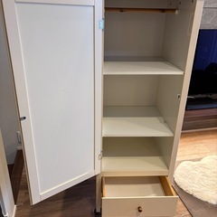 IKEAキャビネットの画像