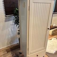 IKEAキャビネットの画像