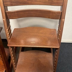 ストッケ　フリップフラップチェア　ブラウン2台セットの画像