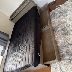 セミダブルベッドの画像