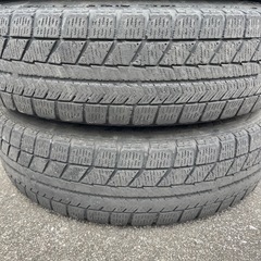 スタッドレスタイヤの画像