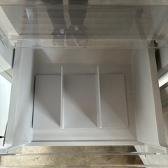 2023年製　冷凍庫  右開き 自動霜取り 省エネ 節電 195L IUSN-20A-W ホワイト アイリスオーヤマの画像