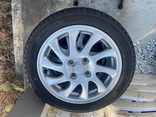 ダイハツ165/55R15ホイル付ﾉｰﾏﾙﾀｲﾔ