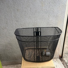 自転車　
前カゴの画像