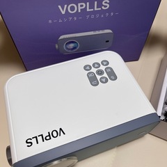 新品未使用‼️VOPLLS ホームシアター　プロジェクターの画像