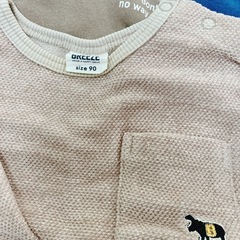 子ども服　秋冬トレーナー、パジャマなどの画像