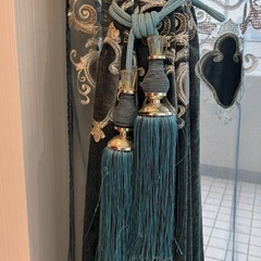 【オーダー級】高級刺繍カーテン＋レースカーテン 4枚セットの画像