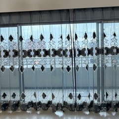 【オーダー級】高級刺繍カーテン＋レースカーテン 4枚セットの画像