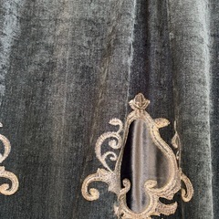 【オーダー級】高級刺繍カーテン＋レースカーテン 4枚セットの画像