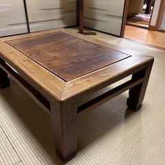昭和レトロのちゃぶ台、座卓の画像